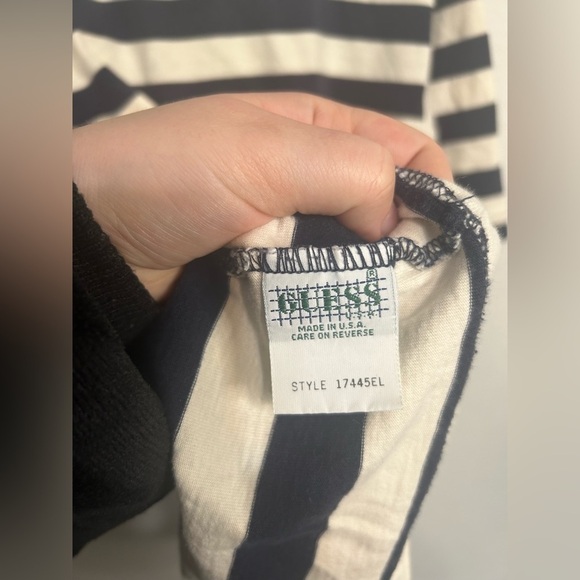 Vintage guess late 1980s men’s striped tee shirt - Picture 6 of 9